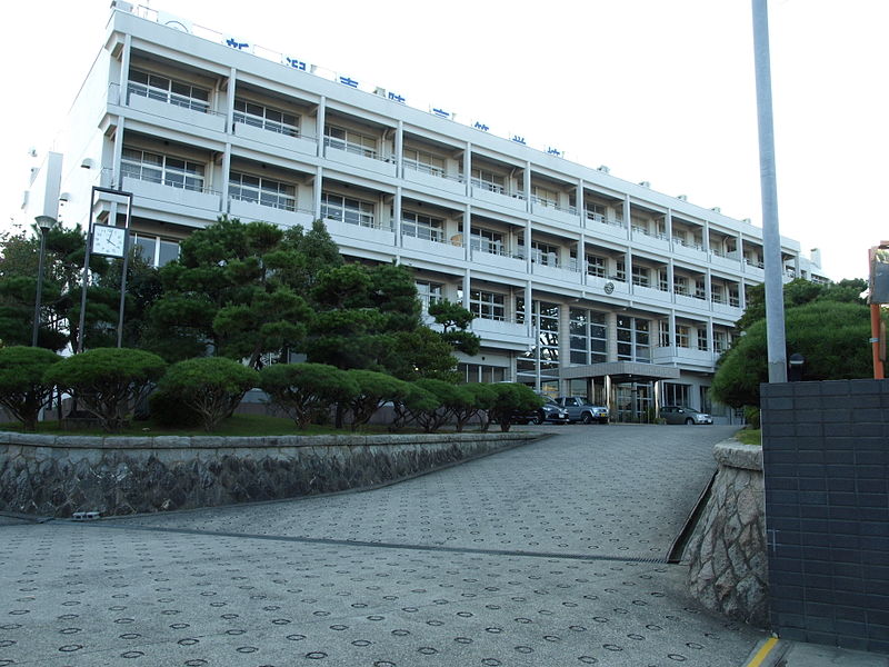 私立新潟青陵高校の校舎の画像