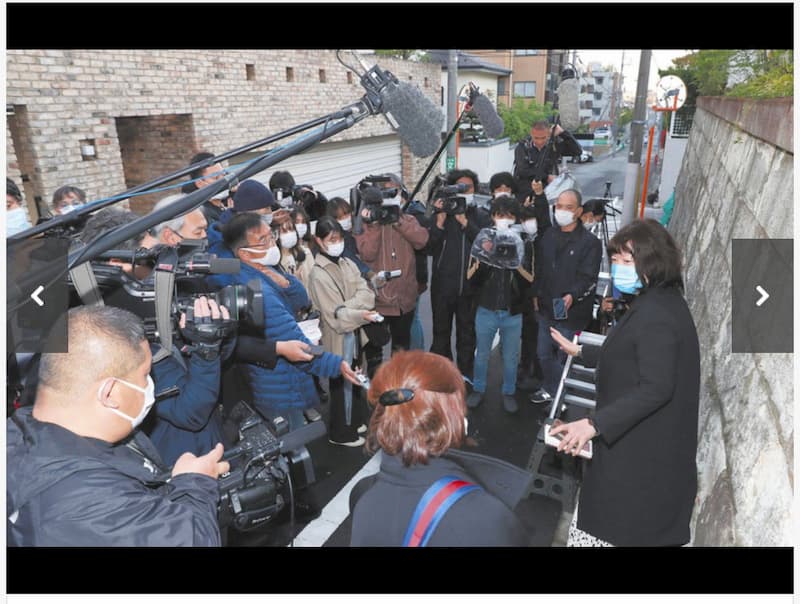 岡江久美子さんの自宅前に集まるマスコミ報道陣に批判殺到！マスクしてない人も・・・
