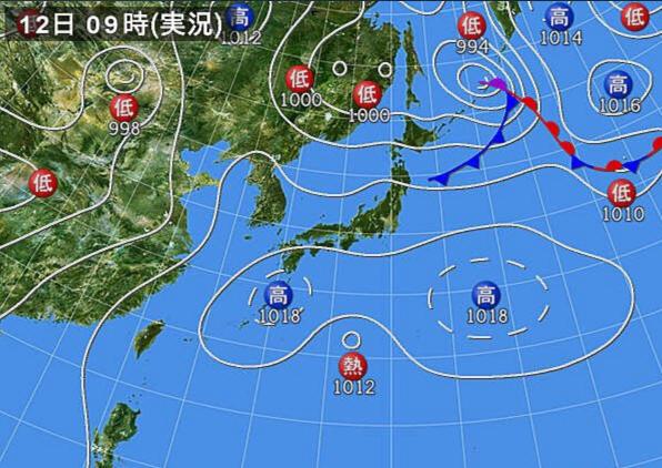 日本の天気図にローソンの「ぽんた(ponta)」がいる