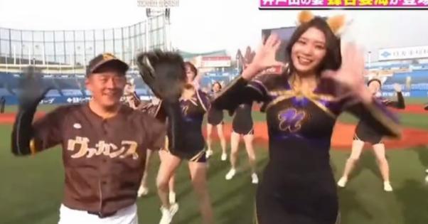 井戸田潤さんの妻「あみちゃん」、美人だしスタイル良い上に、きつねダンスのドッキリがバレても踊り続ける「芸人魂」を持ち合わせていて好きすぎる。
